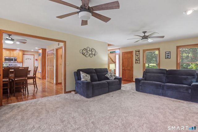94 Tomlinson Road, Seymour, CT 06483