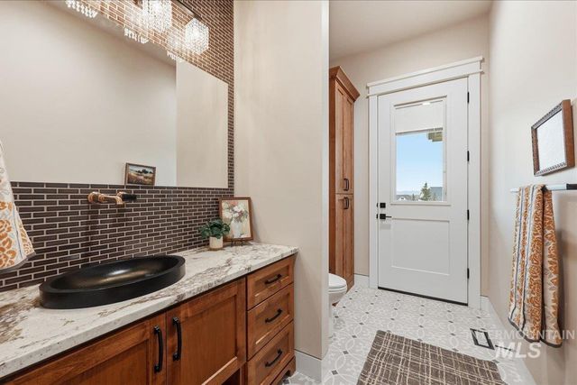 14242 Red River Ave, Nampa, ID 83651