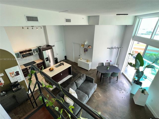 1900 N Bayshore Dr 909, Miami, FL 33132