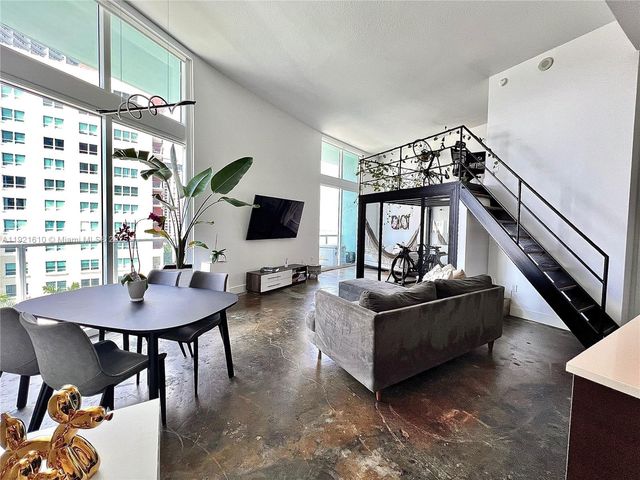 1900 N Bayshore Dr 909, Miami, FL 33132