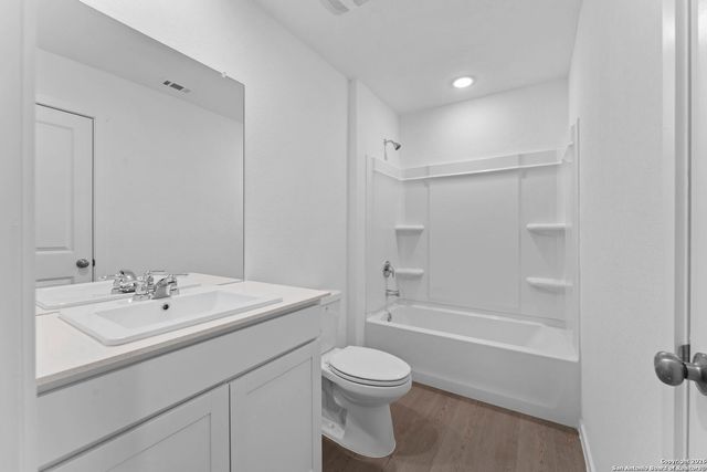 1831 Wood Warbler, New Braunfels, TX 78130