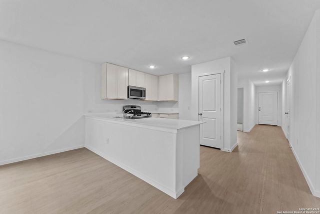 1831 Wood Warbler, New Braunfels, TX 78130