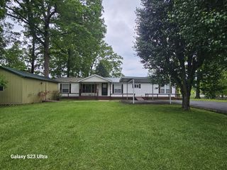 46 Lakeshore Dr, Beechgrove, TN 37018
