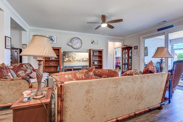 5005 Sundrop Ln., Little River, SC 29566