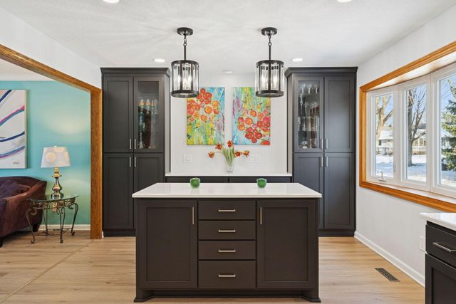 15357 Village Woods Drive, Eden Prairie, MN 55347