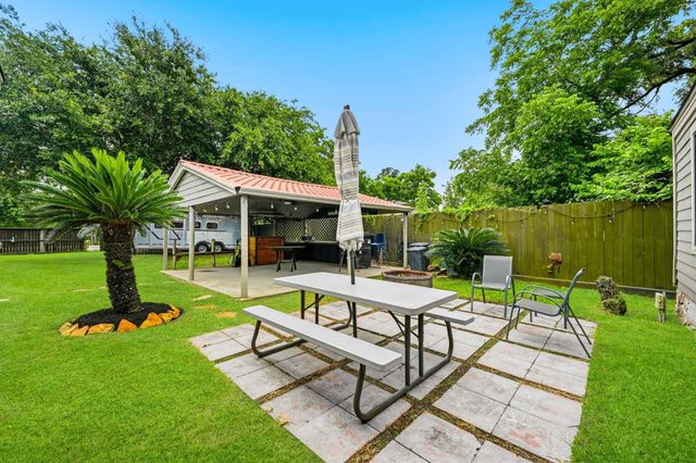 7241 Glen Falls Street, Houston, TX 77049