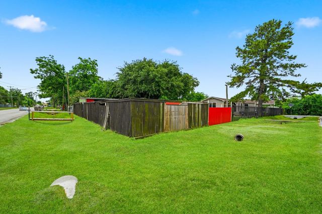 7241 Glen Falls Street, Houston, TX 77049