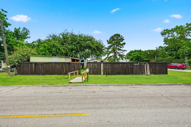 7241 Glen Falls Street, Houston, TX 77049