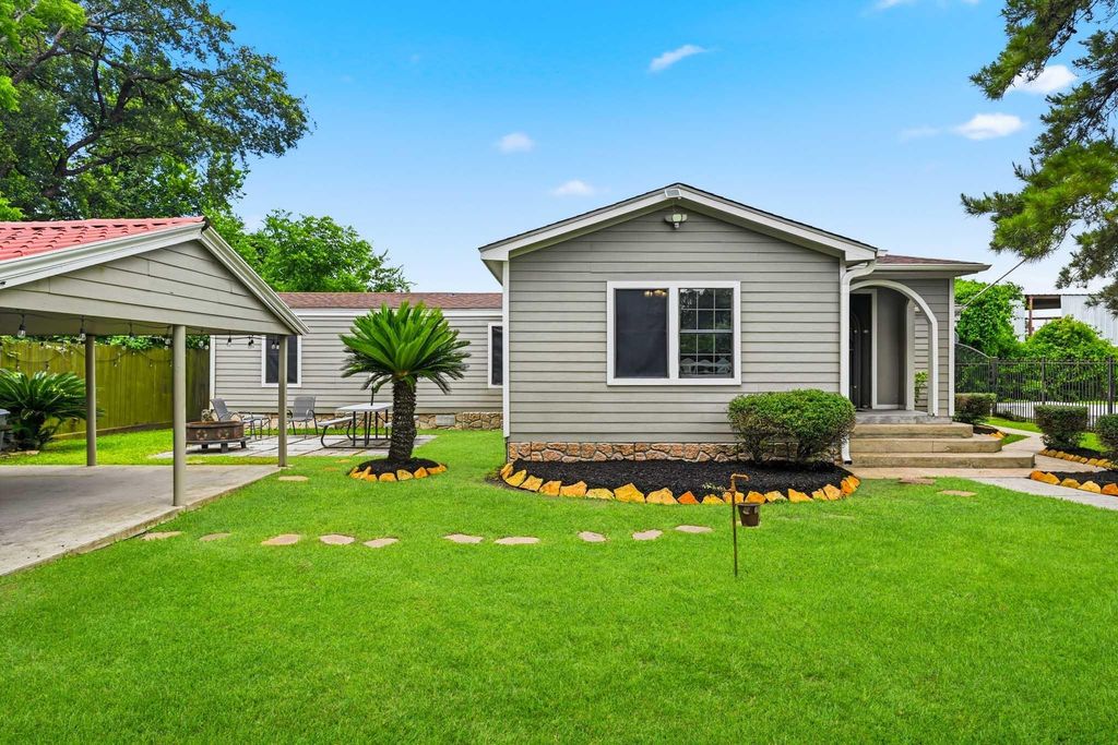 7241 Glen Falls Street, Houston, TX 77049