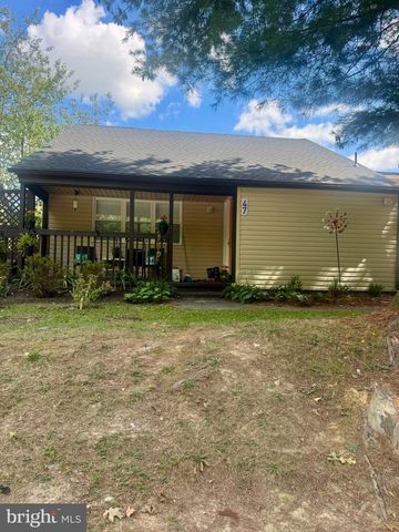 47 MARLBOROUGH CT, New Castle, DE 19720