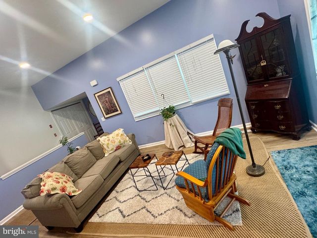 47 MARLBOROUGH CT, New Castle, DE 19720
