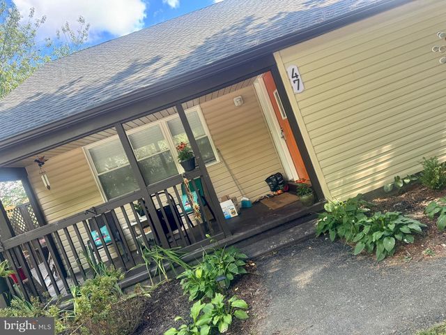 47 MARLBOROUGH CT, New Castle, DE 19720