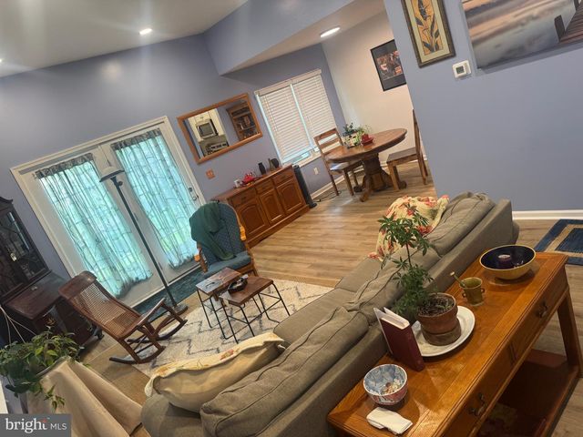47 MARLBOROUGH CT, New Castle, DE 19720
