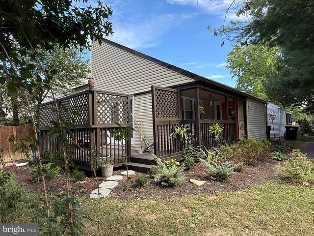 47 MARLBOROUGH CT, New Castle, DE 19720