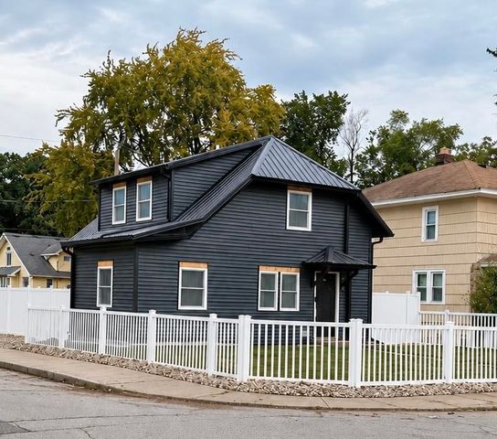 1237 Cedar Street, South Bend, IN 46617