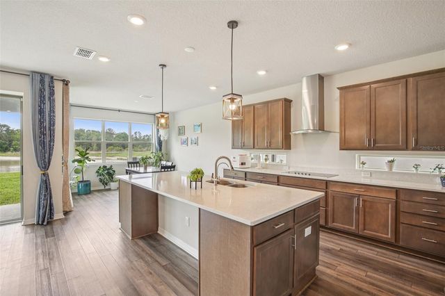 11032 SUNDRIFT DRIVE, Tampa, FL 33647