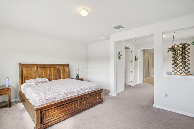 11032 SUNDRIFT DRIVE, Tampa, FL 33647