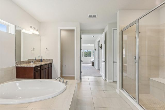 11032 SUNDRIFT DRIVE, Tampa, FL 33647