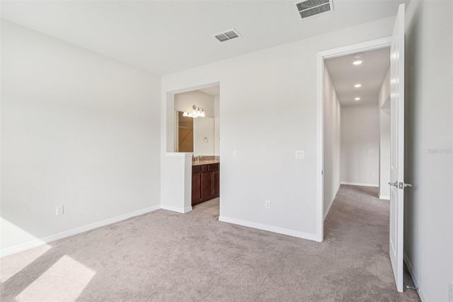 11032 SUNDRIFT DRIVE, Tampa, FL 33647