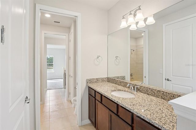 11032 SUNDRIFT DRIVE, Tampa, FL 33647