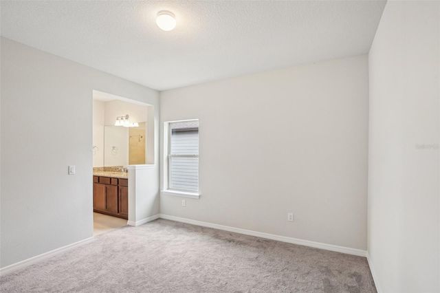 11032 SUNDRIFT DRIVE, Tampa, FL 33647