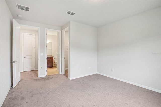 11032 SUNDRIFT DRIVE, Tampa, FL 33647