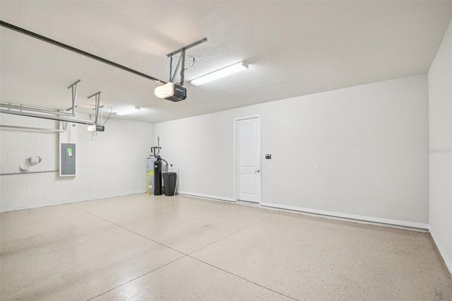 11032 SUNDRIFT DRIVE, Tampa, FL 33647