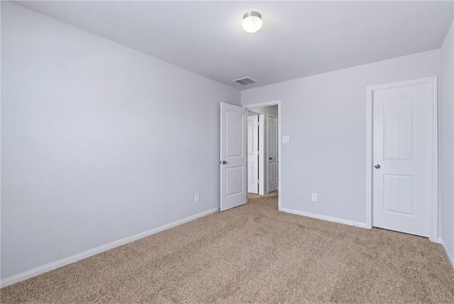 988 Rice Drive, Bryan, TX 77803