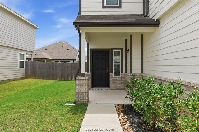 988 Rice Drive, Bryan, TX 77803