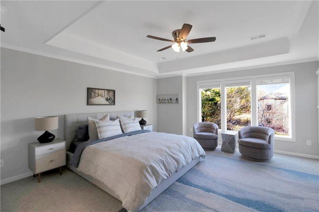 13290 High Drive, Leawood, KS 66209