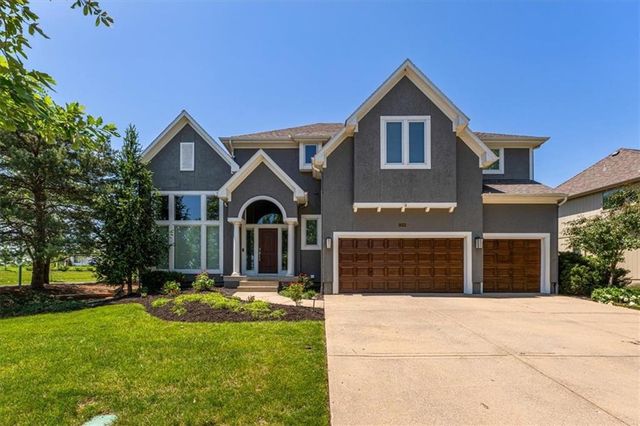 13290 High Drive, Leawood, KS 66209