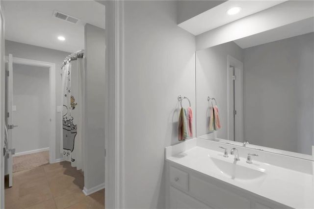 13290 High Drive, Leawood, KS 66209