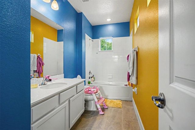 1432 REUNION BOULEVARD, Reunion, FL 34747