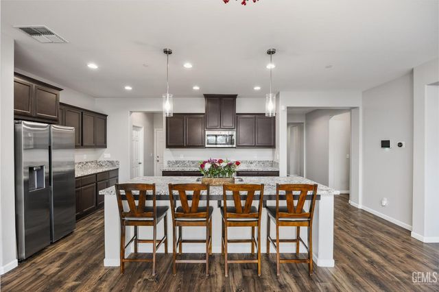 14917 Aldridge Avenue, Bakersfield, CA 93314