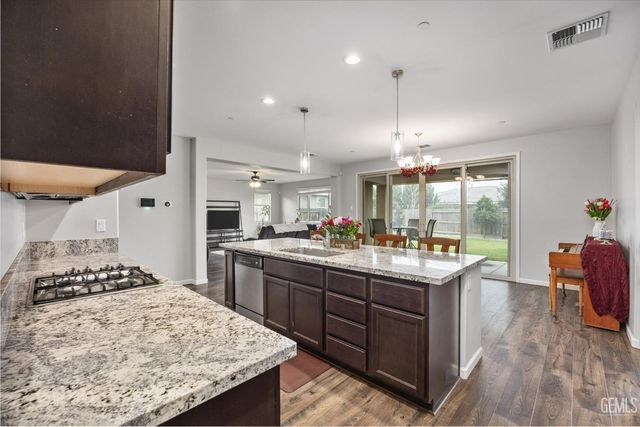 14917 Aldridge Avenue, Bakersfield, CA 93314