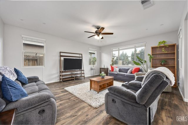 14917 Aldridge Avenue, Bakersfield, CA 93314