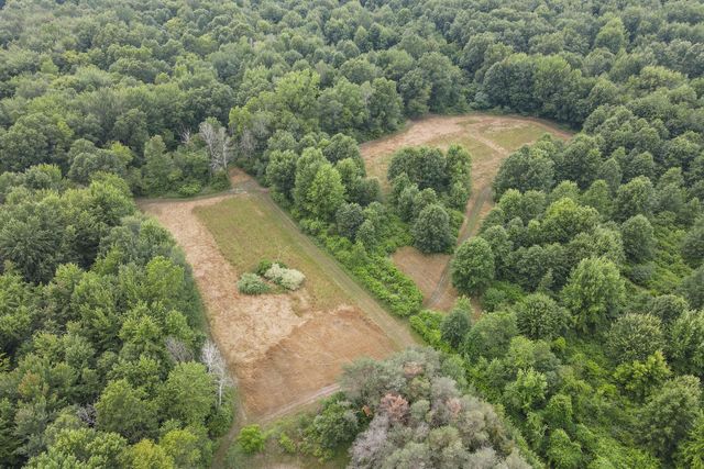 1084 38th Street, Allegan, MI 49010