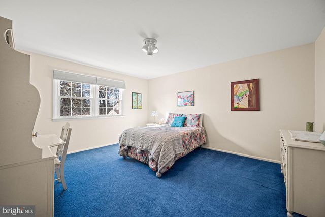 1720 AIDENN LAIR RD, Dresher, PA 19025