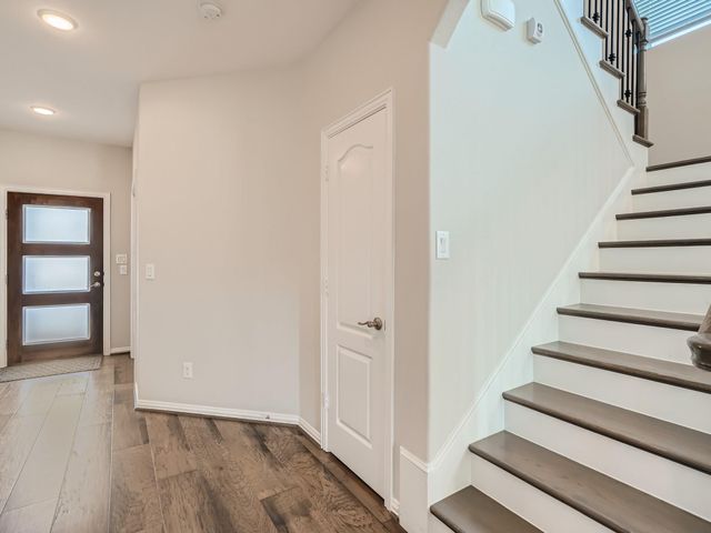 113 Leon LOOP, Liberty Hill, TX 78642