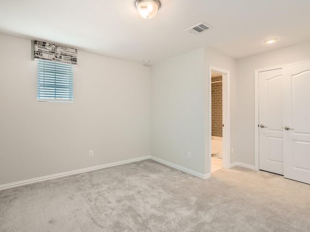 113 Leon LOOP, Liberty Hill, TX 78642