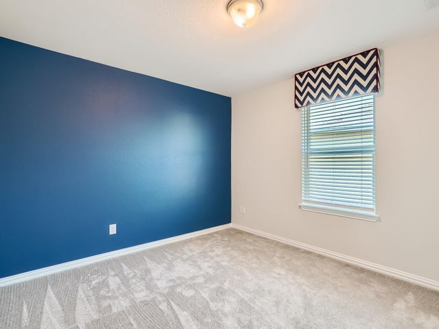 113 Leon LOOP, Liberty Hill, TX 78642