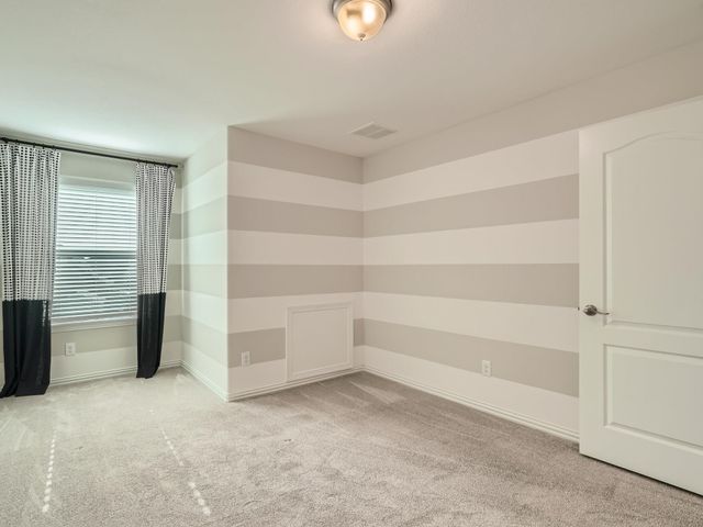 113 Leon LOOP, Liberty Hill, TX 78642