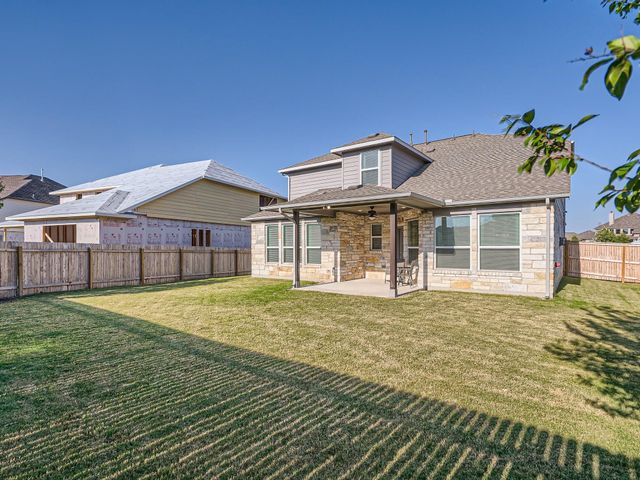 113 Leon LOOP, Liberty Hill, TX 78642