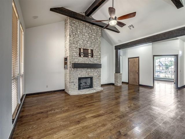 609 Winding Creek Road, Yukon, OK 73099