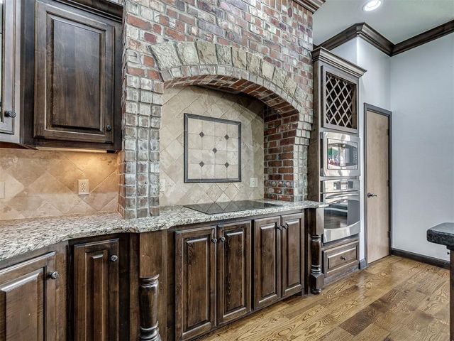 609 Winding Creek Road, Yukon, OK 73099