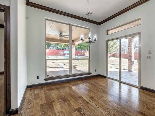 609 Winding Creek Road, Yukon, OK 73099