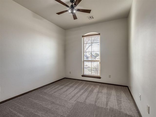 609 Winding Creek Road, Yukon, OK 73099