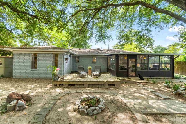 2955 Newton Dr, Pensacola, FL 32503