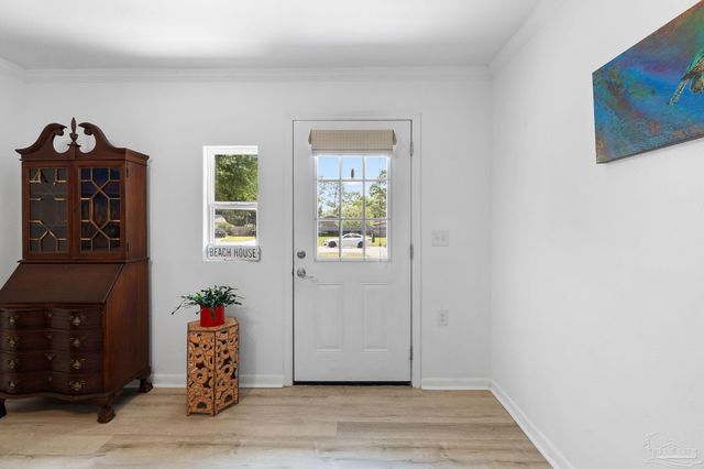 2955 Newton Dr, Pensacola, FL 32503