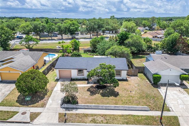 8742 BRACKENWOOD DRIVE, Orlando, FL 32829